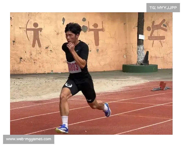 新秀学校运动会多项赛事完成:接力赛传递信任,长跑赛较量毅力 新秀学校运动会多项赛事完成:接力赛传递信任,长跑赛较量毅力