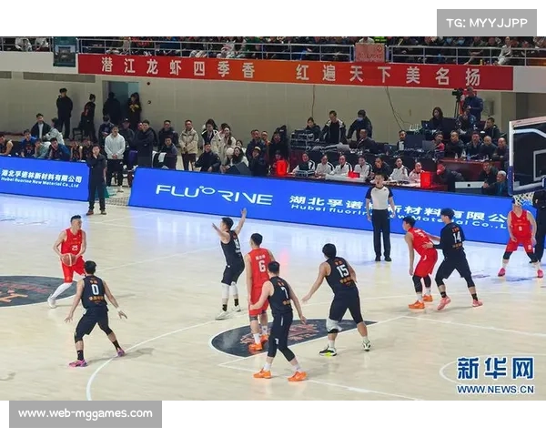 潜江队读秒绝杀汉川队，余坤带伤抢断上篮锁定胜局，拿下省篮球联赛关键胜利