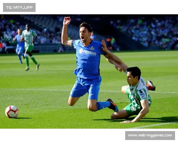 皇家贝蒂斯4-0大胜赫塔菲,送给对手四连败 皇家贝蒂斯4-0大胜赫塔菲,送给对手四连败